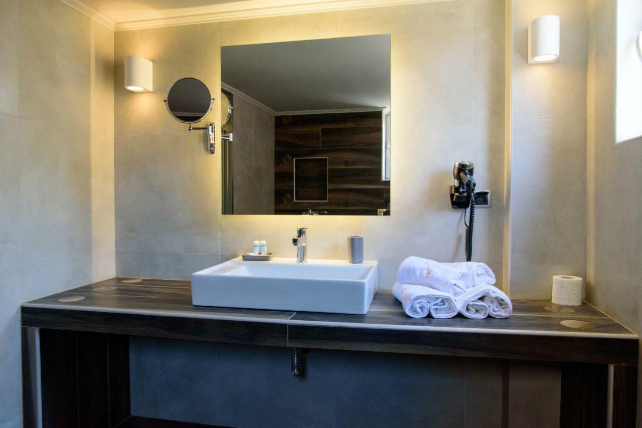 Eva Apartments Pireusz Kültér fotó